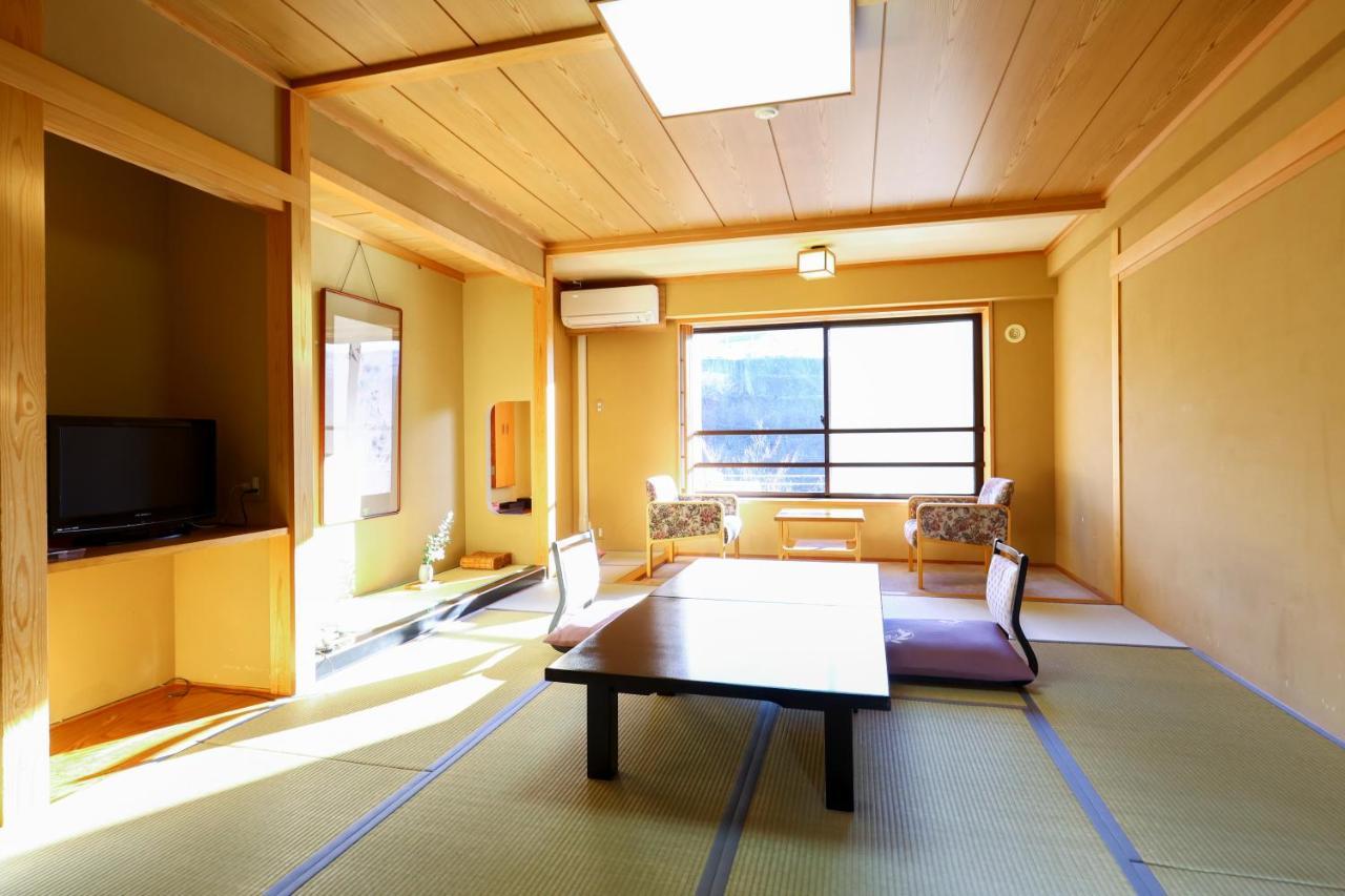 Shibu Hotel Yamanouchi  Bagian luar foto