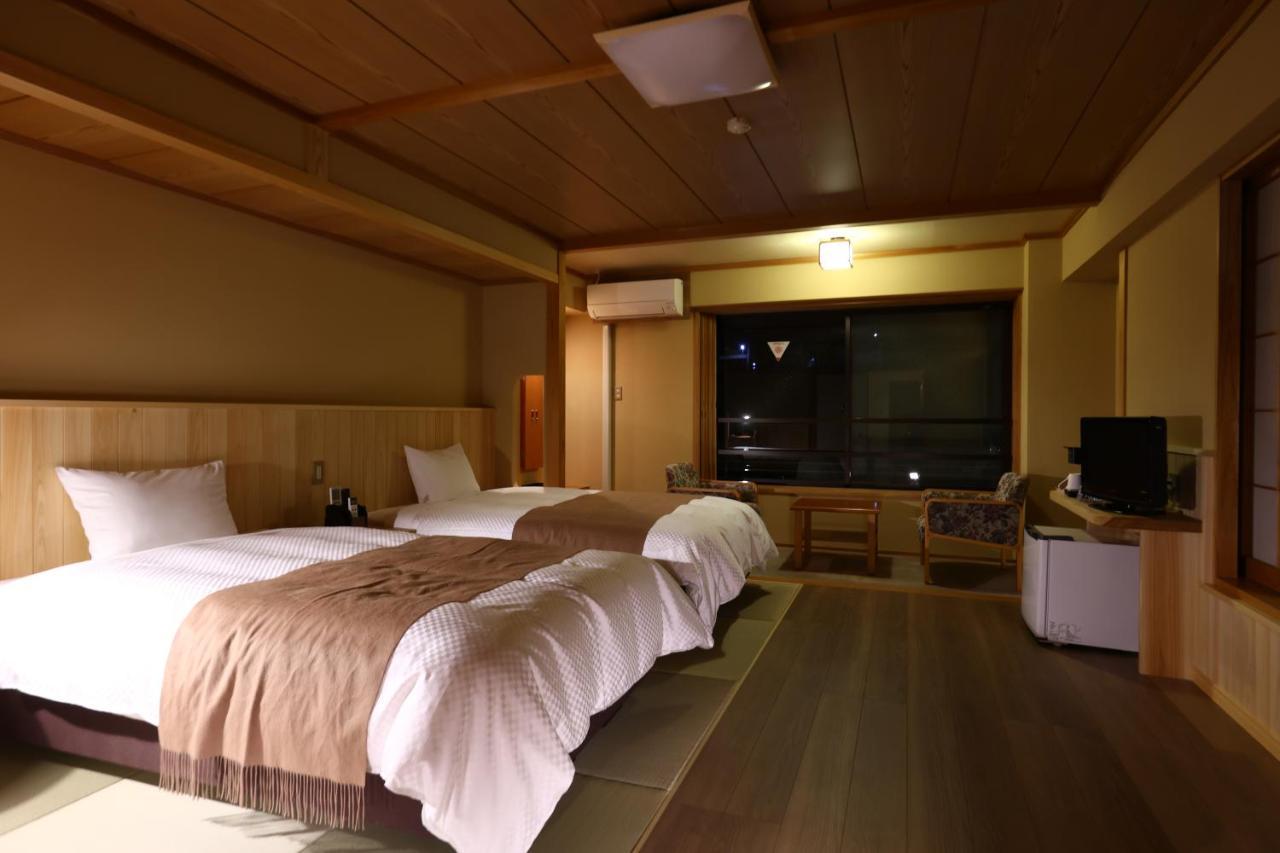 Shibu Hotel Yamanouchi  Bagian luar foto