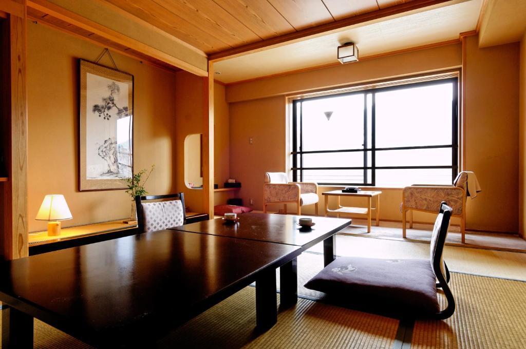 Shibu Hotel Yamanouchi  Ruang foto